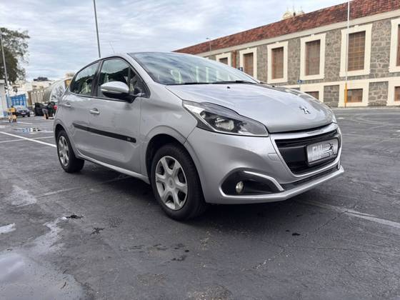 PEUGEOT 208 1.2 ACTIVE 12V FLEX 4P MANUAL PEUGEOT 208 1.2 ACTIVE 12V FLEX 4P MANUAL